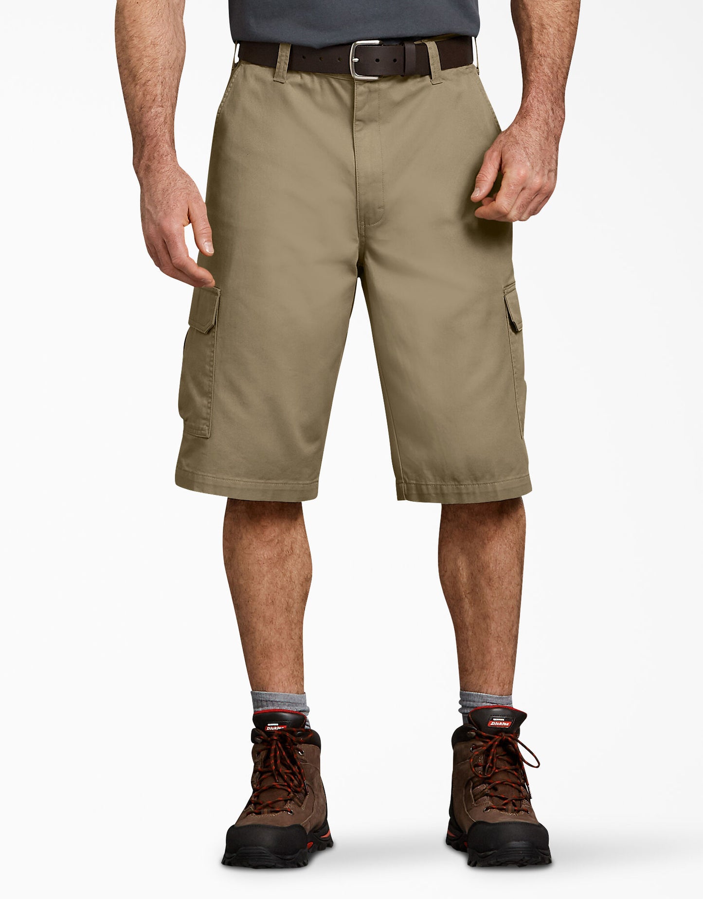 Loose Fit Cargo Shorts, 13"