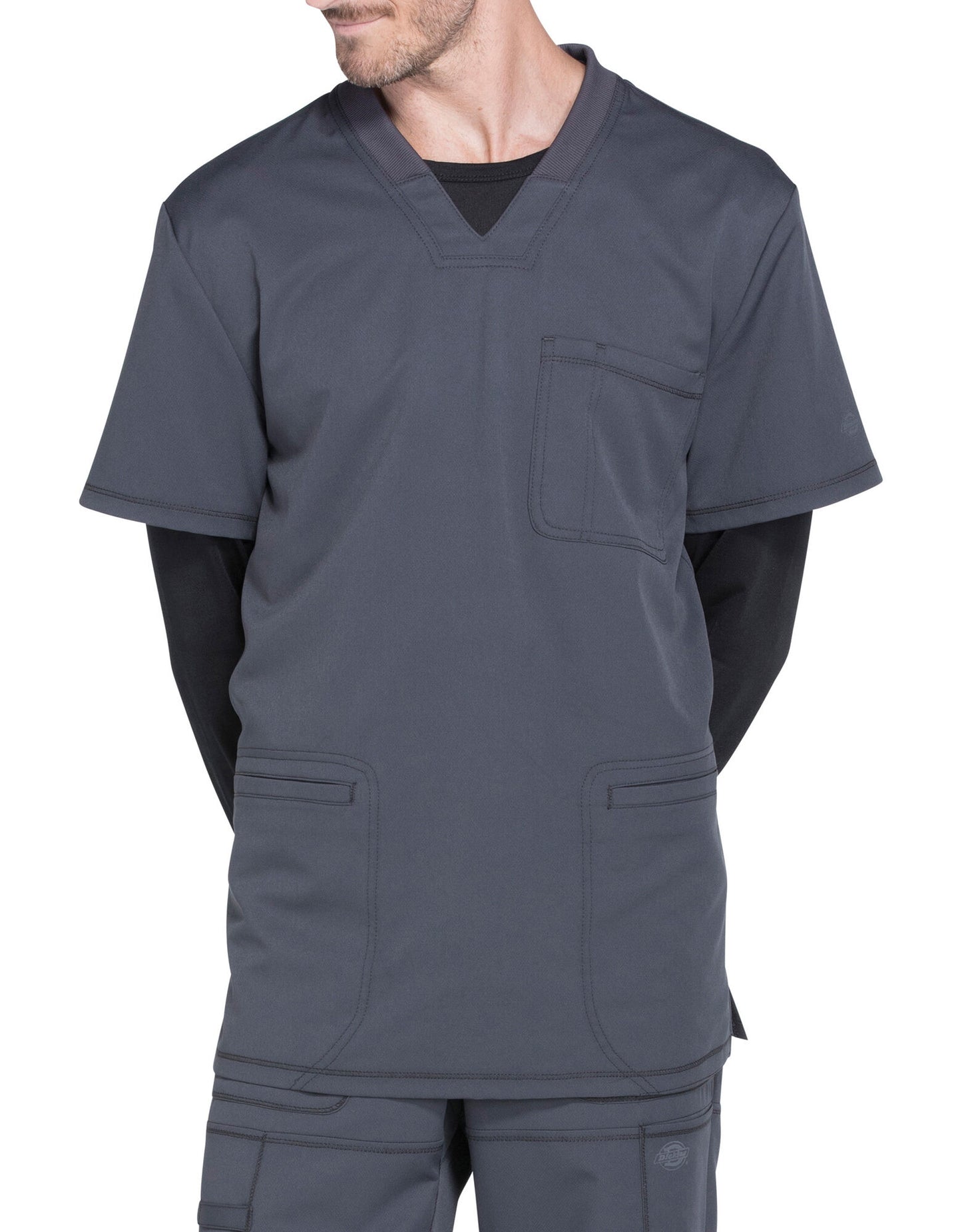 Camisa Médica Dynamix con Cuello en V para Hombre