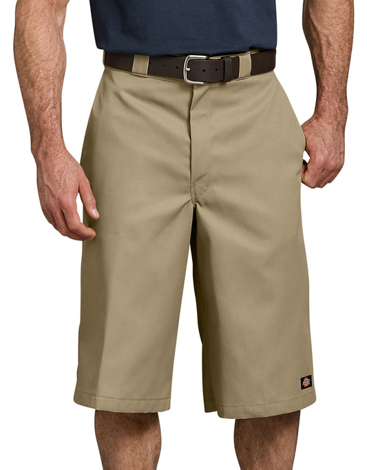 Short Work Multi-Use Pocket Loose Fit 15"